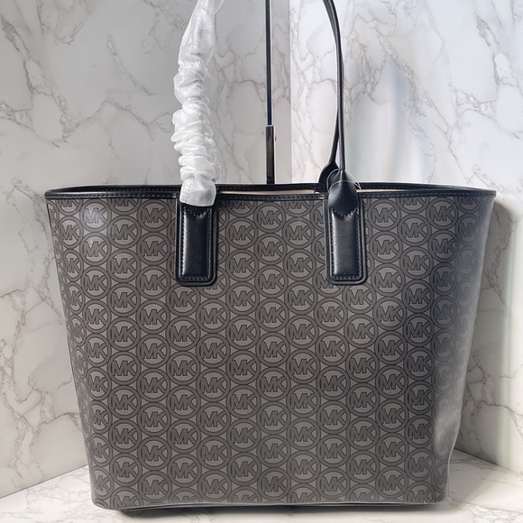 Michael Kors Tote - Picture 6 of 10